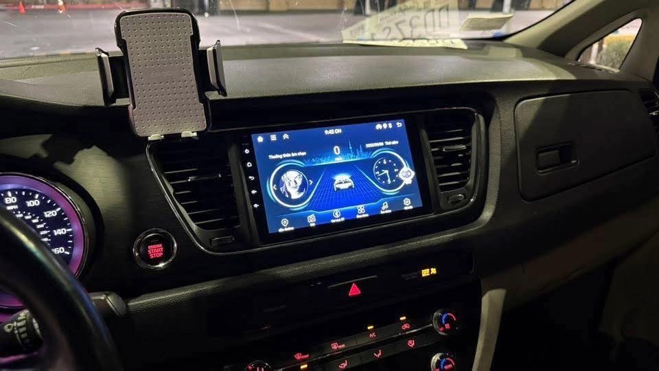 Lắp màn hình Android cho 2018 Kia Sedona