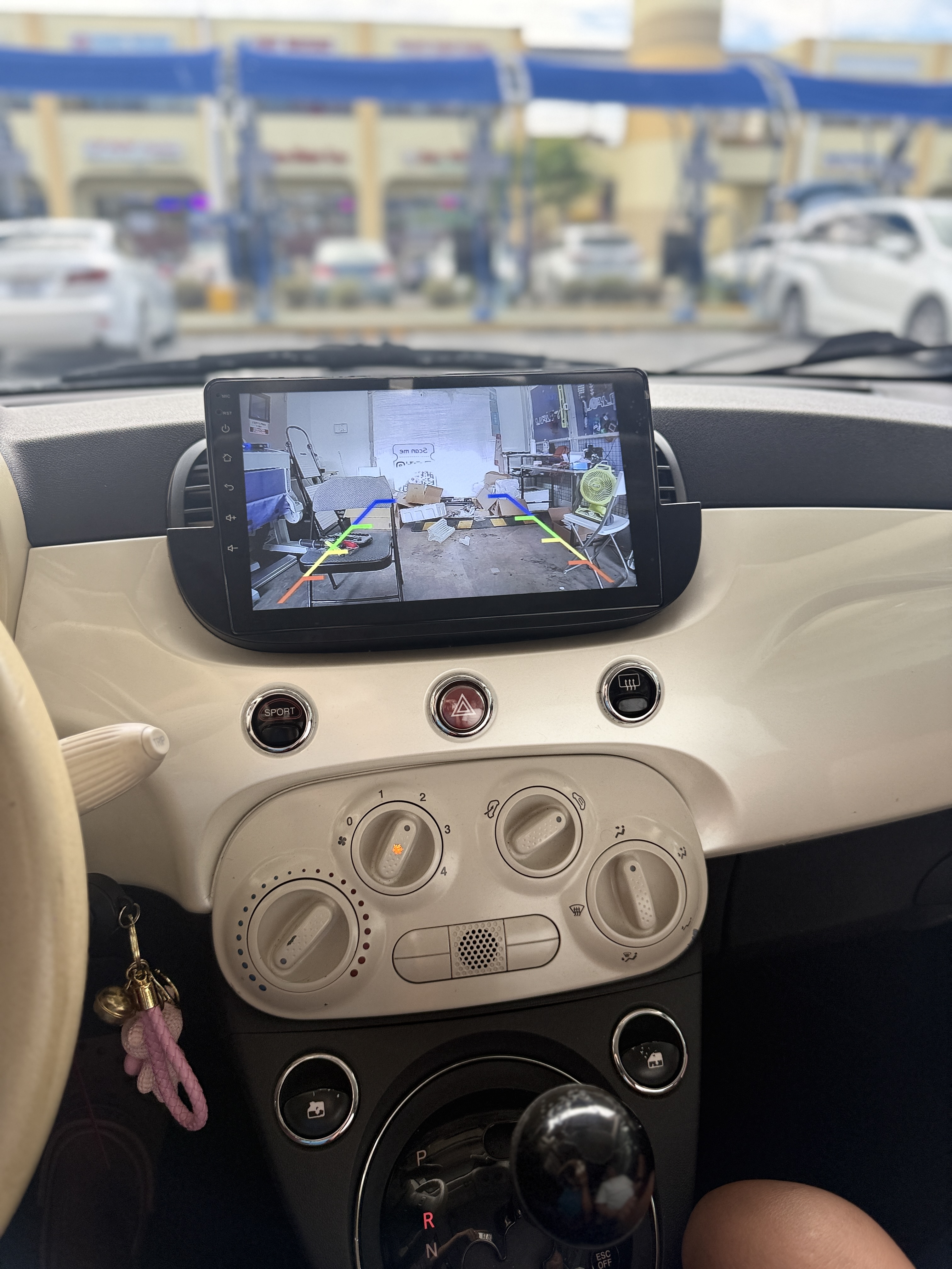 Camera lùi cho xe Fiat 500